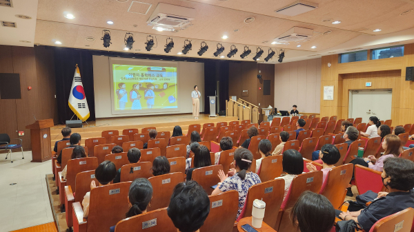 천안교육지원청, 어린이통학버스 안전교육 진행 모습