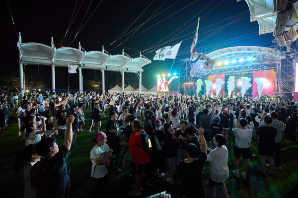 지난 14~18일 신정호 야외음악당에서 열린 ‘아트밸리 아산 '신정호 썸머 페스티벌’이 관람객들의 호응 속에 마무리됐다./아산시 제공