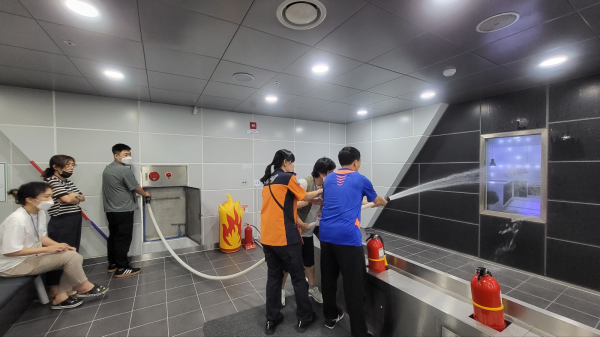 ‘안전체험관 견학’ 모습