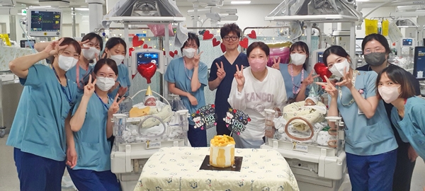 이른둥이 100일 잔치 모습