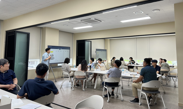 지난 26일 교내 중앙도서관 2층 DX센터에서 ‘좋은수업만들기 워크숍’ 개최 모습