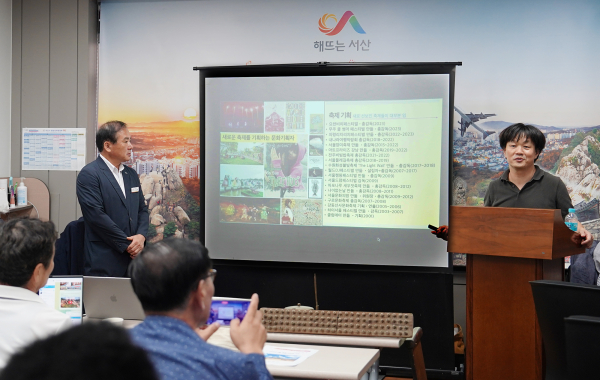 시청 브리핑룸에서 2일 류재현 축제 총감독이 제21회 서산해미읍성축제 청사진을 밝혔다.