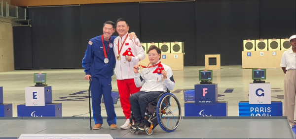 왼쪽부터 공옌샤오(은메달, 미국), 양차오(금메달, 중국), 김정남(동메달, 한국)