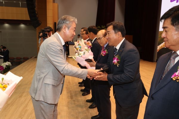 지난 6일, 농협중앙회 중앙본부에서 ‘범농협사회공헌상’ 수상 모습