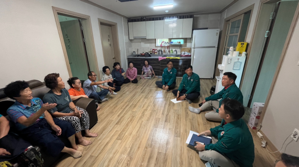 이재민 위문품 전달