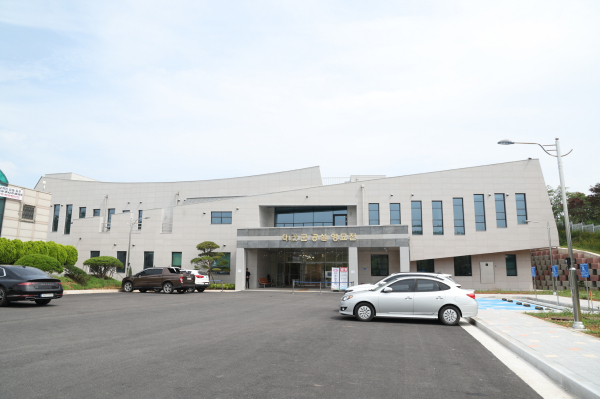 태안군공설영묘전 모습.