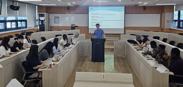 국립한밭대학교 지역협력센터 글로벌 교육 멘토링 및 기업 역량강화 지원 프로그램 참여 학생 교육