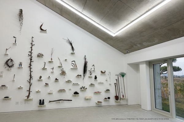 이자연 작가의 물질