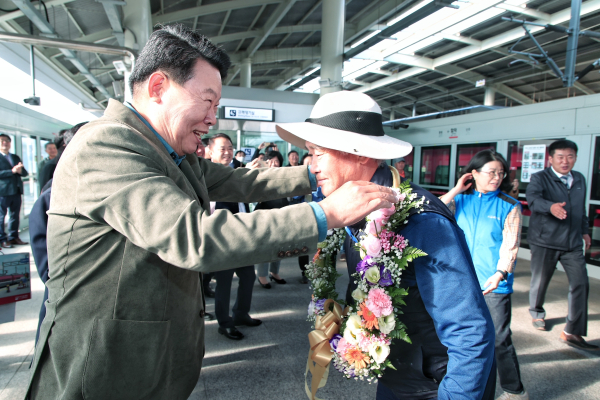 지난 2일, 합덕역 개통을 기념하기 위한 손님맞이 행사 진행 모습