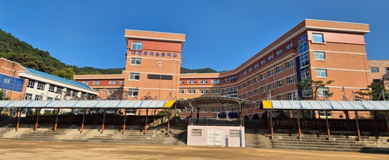 은어송중 교실 증축공사 완료 모습