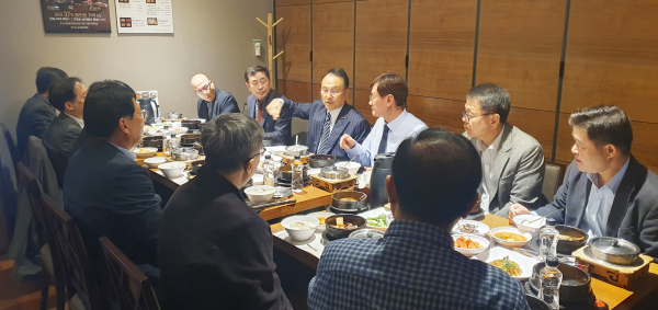 지난 13일 사업시행자, 시공사 관계자 등과 간담회를 개최했다.