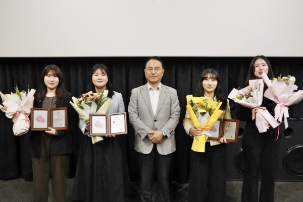 지난 16일 롯데시네마 천안불당에서 자립준비청년 토크콘서트를 진행했다.