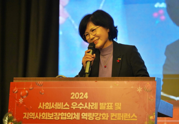 김인식 대전시사회서비스원장이 환영사를 하고 있다.