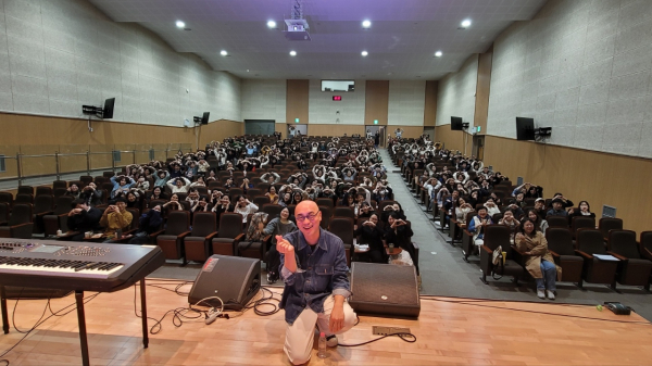 ‘내 삶의 나침반을 찾다. 잘 삶을 위한 인문학’ 연수 중 지난 11월 4일에 진행된 두 번째 ‘나침반, 위로’ 강의 모습