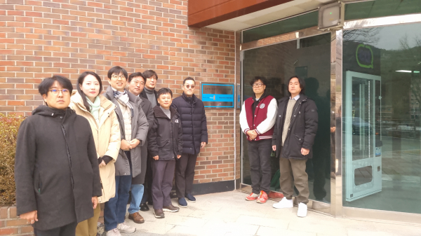 영상편집제작학과, 국내 최초 다빈치리졸브 공인 교육센터 인증 기념사진