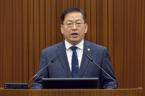 5분 발언하는 세종시의회 유인호 의원(보람동, 더불어민주당)