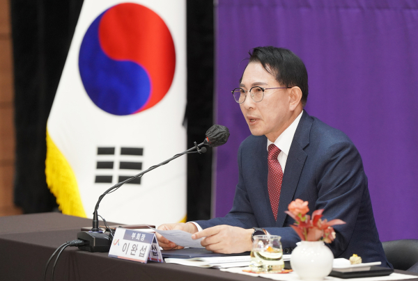 11일, 열린 충청남도시장군수협의회에 참석한 이완섭 서산시장