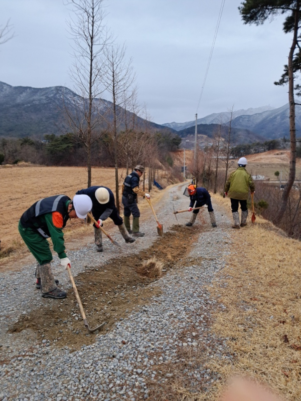 임도 노면정비 모습