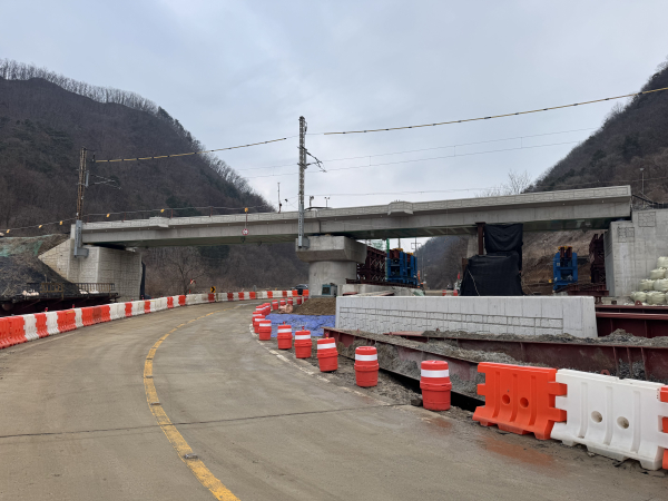 태백선 서강천교 철도교량 교체 후 모습