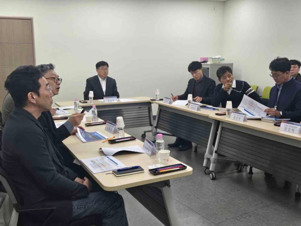 스마트시티 국가시범도시 선도지구 개발 추진상황 점검회의 진행 모습