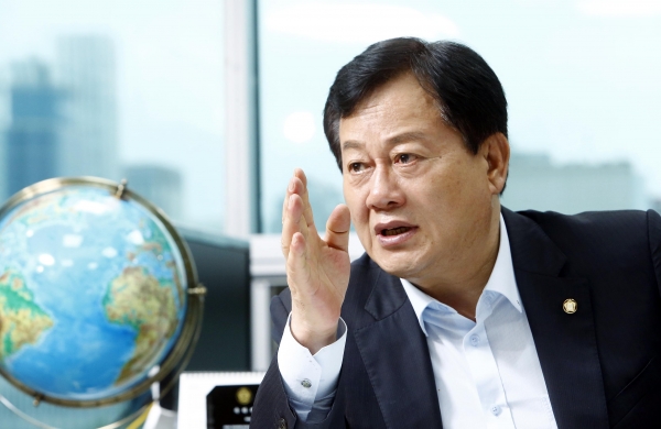 21대 총선 대전 중구에서 재선에 도전장을 던진 미래통합당 이은권 의원.