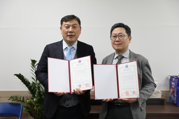 아산고와 조기취업형 계약학과 업무협약 체결 모습