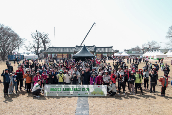 몽산성 시무나무 걷기행사 기념사진