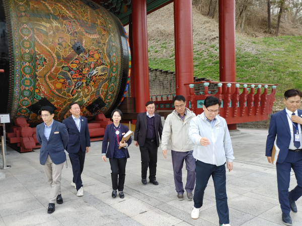 이동옥 충북도 행정부지사, 영동세계국악엑스포 준비 현장 방문 모습