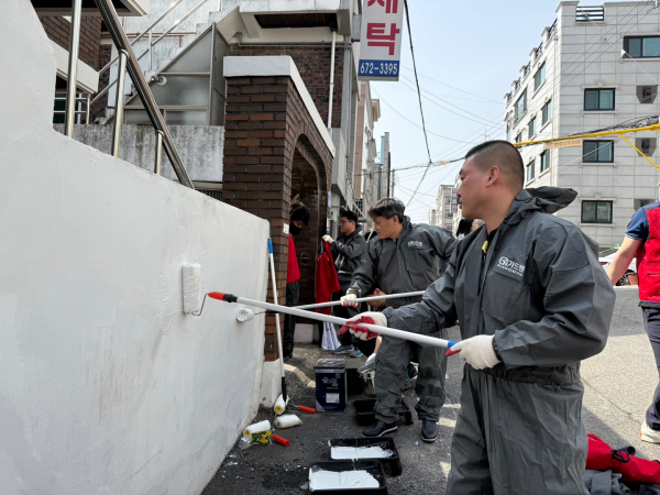 17일, 대전 동구 지역아동센터에서 기술재능기부 봉사활동 모습