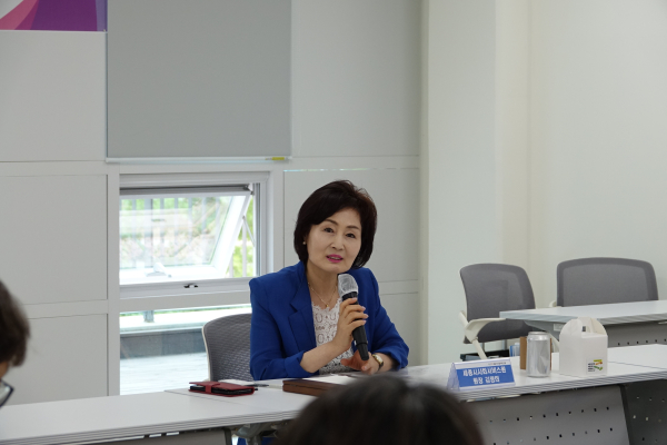 김명희 사회서비스원장