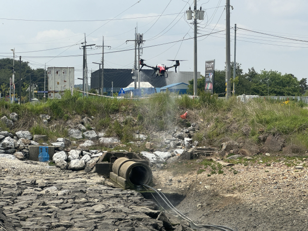 드론 방역 소독 모습