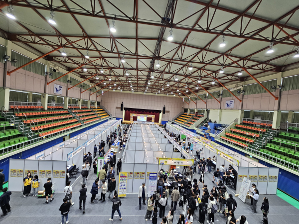 ​취창업박람회 현장 모습​