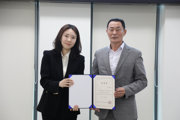 (왼쪽부터) 곽예주 변호사, 임규모 세종시장애인체육회 사무처장