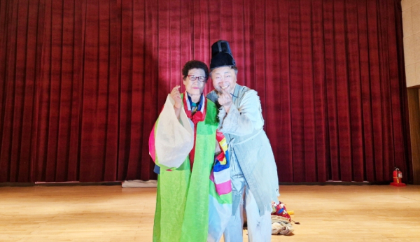 5일 축제 한마당 행사 (품바타령)