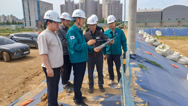 여름철 자연재난 대비 모종샛들지구 현장점검 모습