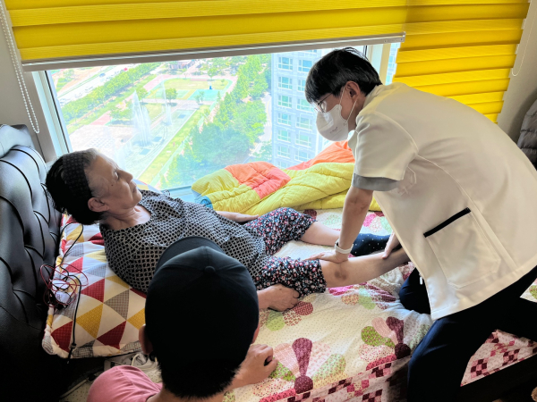 방문 진료 현장 사진