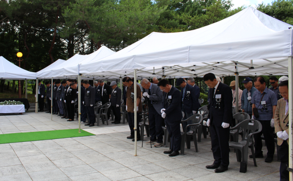위령제 참석자 전경
