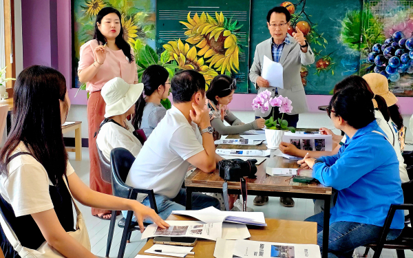 제10기 서산시 SNS 서포터스가 지난 6월 30일 카페 가재미38을 견학했다.