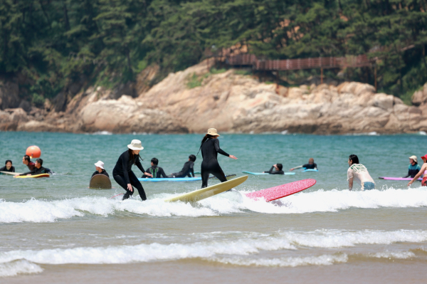 개장 첫날 만리포 해수욕장 모습.