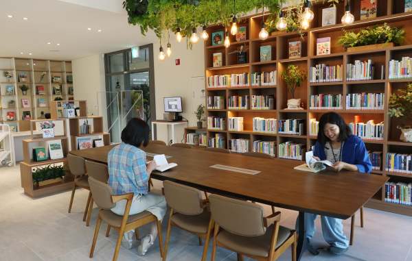 동네북네 북카페 산내점 개소식 사진