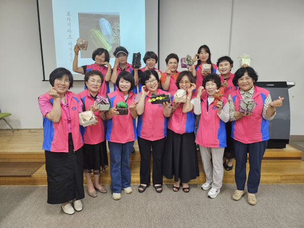 보자기아트 교육 진행 단체사진