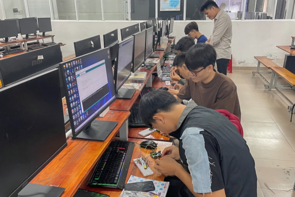 국외 기술교육봉사단, 지난 5일부터 약 3주간 베트남 다낭 지역에서 ‘2025학년도 하계 국외 기술교육봉사’ 운영 모습