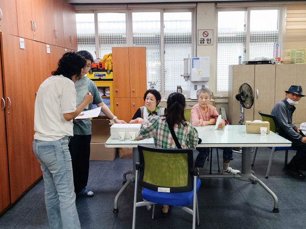 신관동 행정복지센터 21일 신청 모습