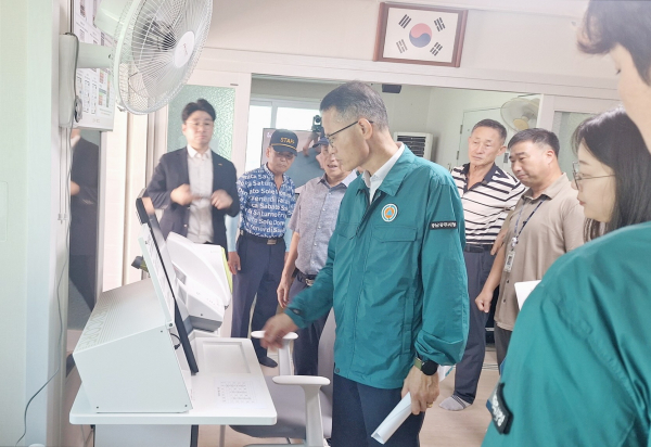 송무경 공주시 부시장, 폭염 및 집중호우 피해 현장점검 모습