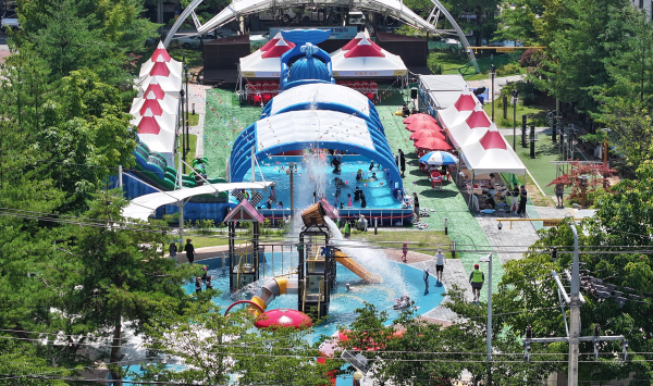 어린이 물놀이장 개장