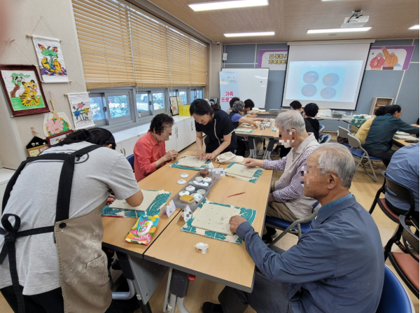 치매 가족 지지 프로그램 2차 운영