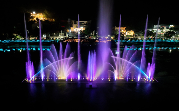 방동저수지의 ‘방동 음악분수’