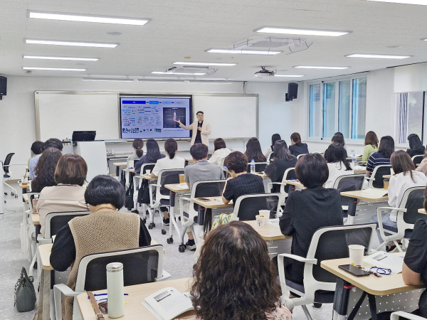 공무원 대상 '함께하는 학부모교육'과정 운영 모습
