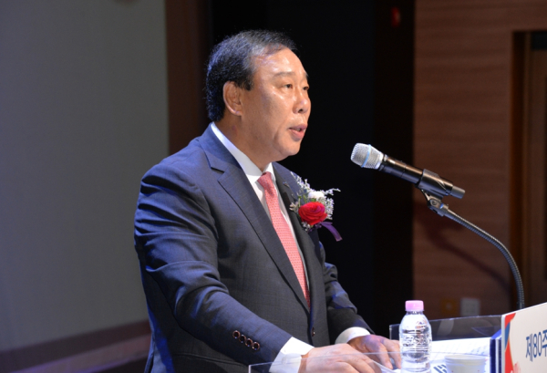 경축사 하는 최민호 세종시장