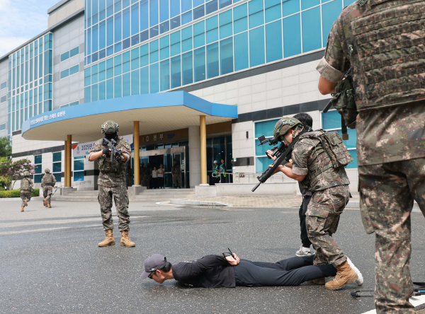 19일 ‘드론 폭탄 테러 대응 훈련’ 진행 모습